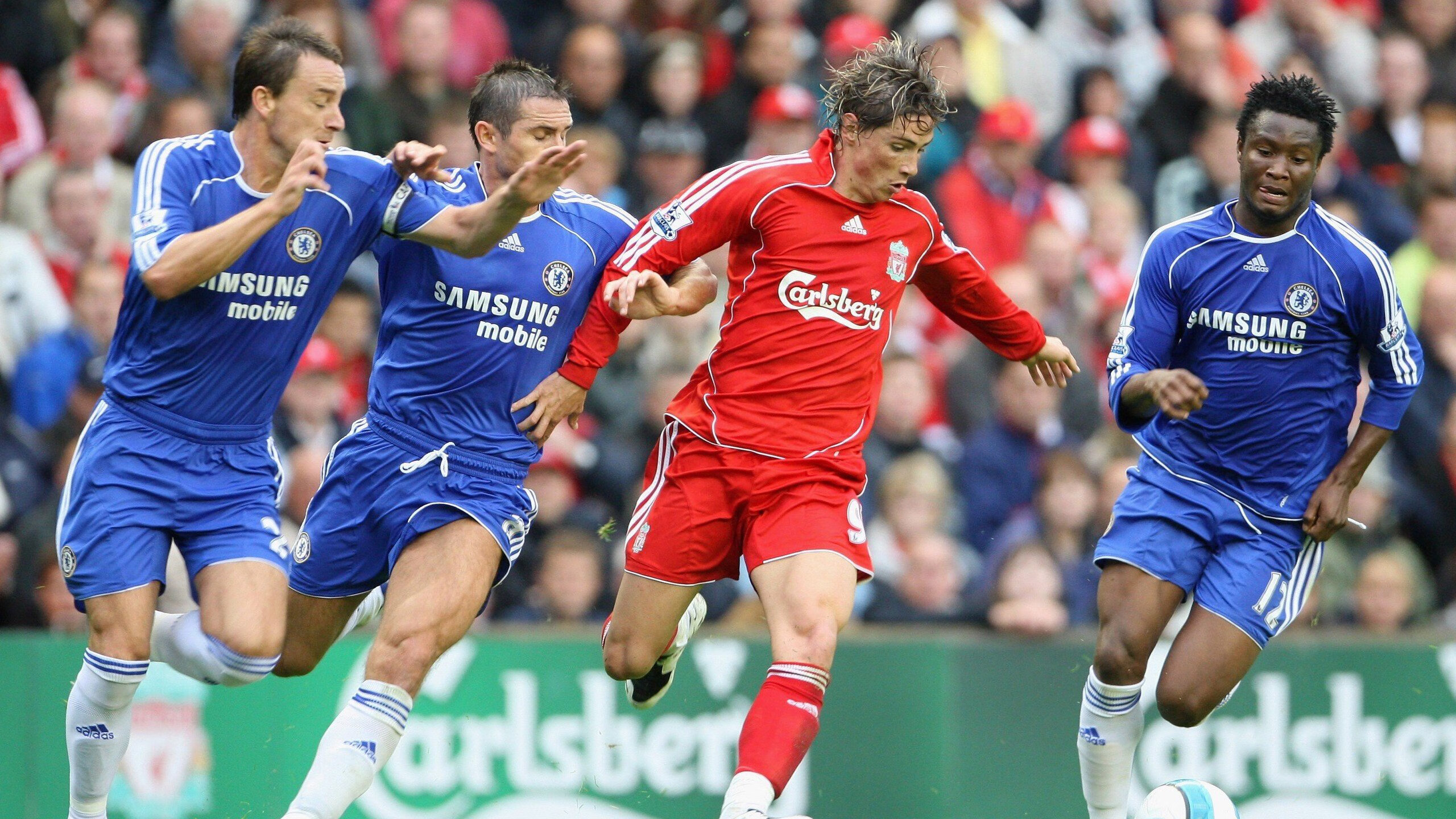 爱游戏电竞下载-欧冠高光时刻集锦：那些令人久久难忘的瞬间，最精彩的欧冠比赛